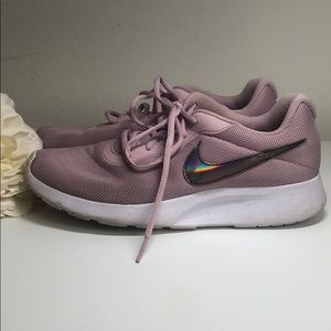 cute nike shoes
